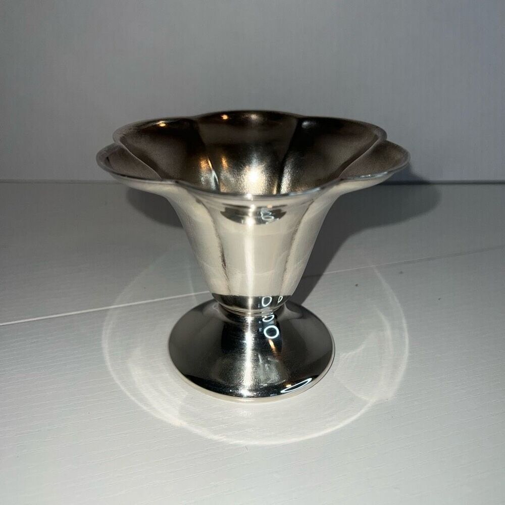 Victor S Co. Silver Plate 70 Serving Dessert Or Fruit Dish Stamped Numbered